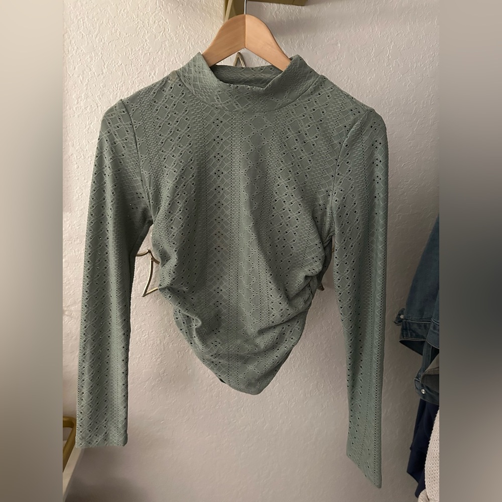 Light long sleeve